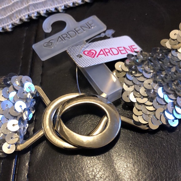 👏🏻FREE add on-NWT Ardene silver sequins stretchy belt - Picture 6 of 6